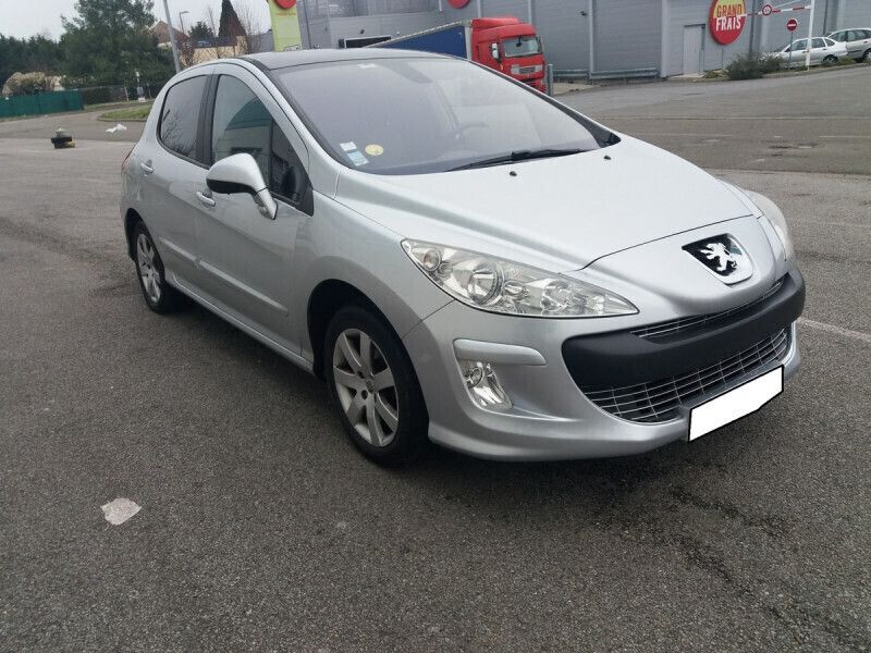 Utilisé 2009 Peugeot 308 Premium Berline | 4 500 € (Prix juste) - Image 1/3