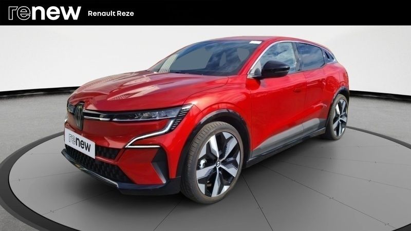 Rouge Utilisé 2022 Renault Mégane Techno Berline | 26 790 € (Prix juste) - Image 1/4
