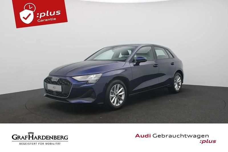 Bleu Occasion 2025 Audi A3 Berline | 34 680 € (Prix juste) - Image 1/4