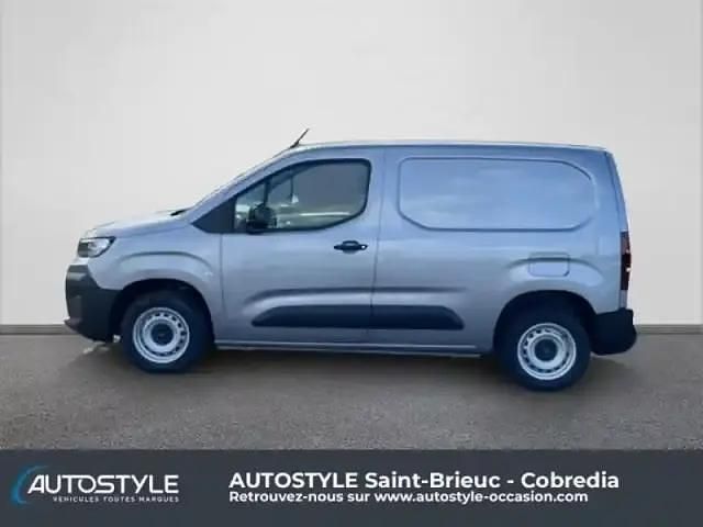 Nouvelle Citroën Berlingo 2025 Gris acier métal Monospace