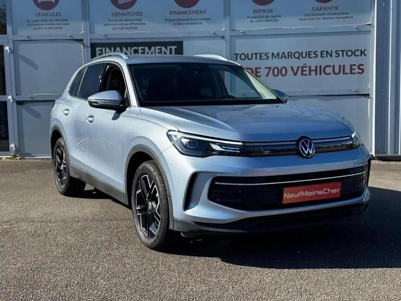 Argent Utilisé 2024 VW Tiguan Life SUV | 41 990 € (Prix cher) - Image 1/4