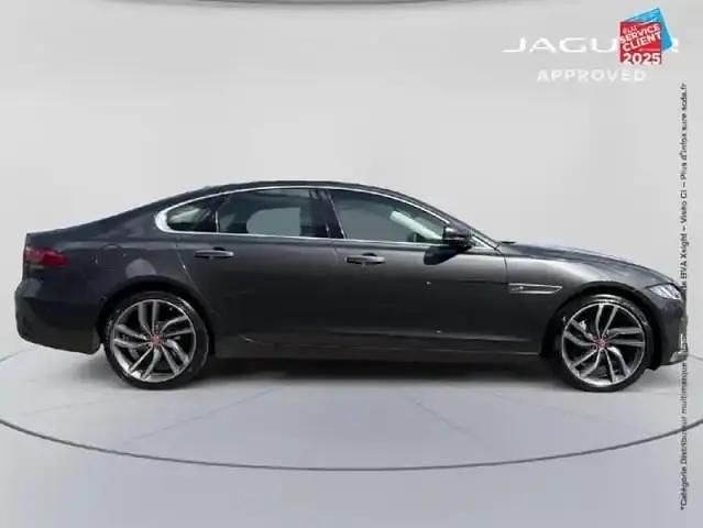Occasion Jaguar XF R-Dynamic 204 ch (150 kW) 2024 Carpathian grey Berline