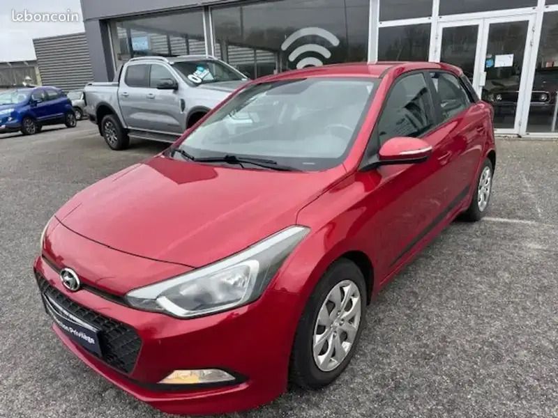 Rouge Utilisé 2015 Hyundai i20 Berline | 6 950 € (Bon prix) - Image 1/4