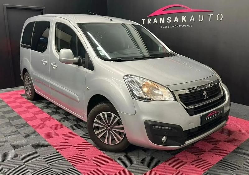 Occasion Peugeot TePee Active 99 ch (72 kW) 2017 Gris Van