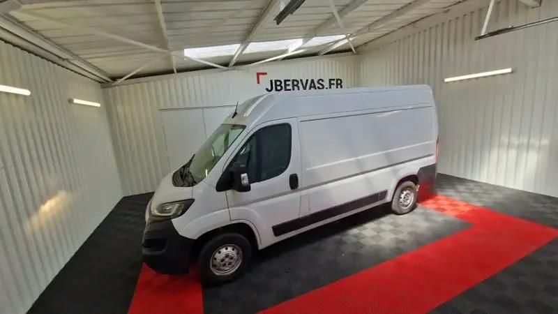 Blanc Utilisé 2022 Peugeot Boxer S Van | 21 990 € - Image 1/4