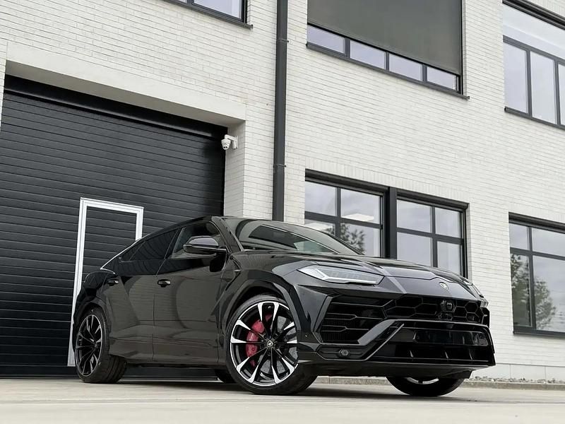 Noir Utilisé 2020 Lamborghini Urus SUV | 199 950 € - Image 1/4