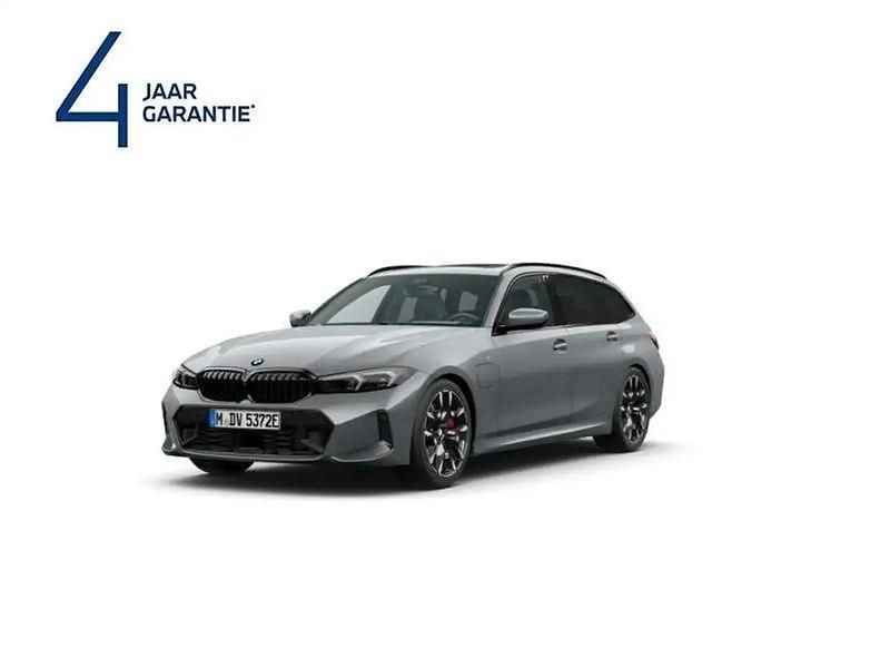 Gris Utilisé 2025 BMW 330e Sport Line Break | 63 950 € - Image 1/4