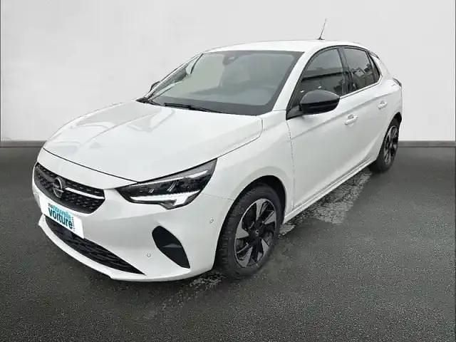 Blanc Utilisé 2022 Opel Corsa-e Elegance Citadine | 14 990 € (Prix juste) - Image 1/4