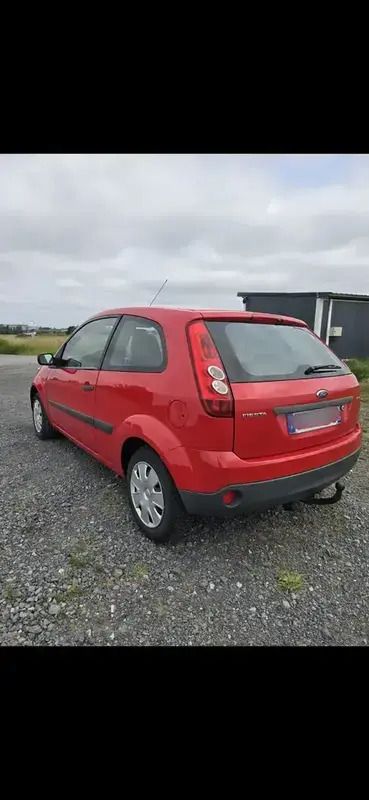 Image 2/4