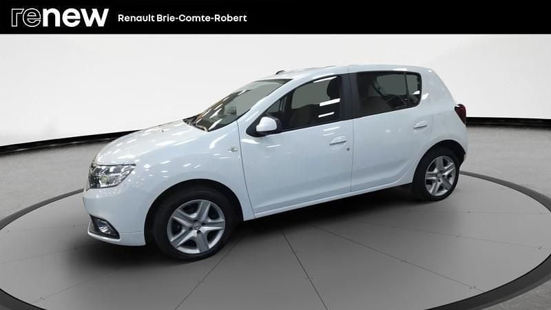Blanc Utilisé 2018 Dacia Sandero Lauréate Citadine | 8 980 € (Super prix) - Image 1/4