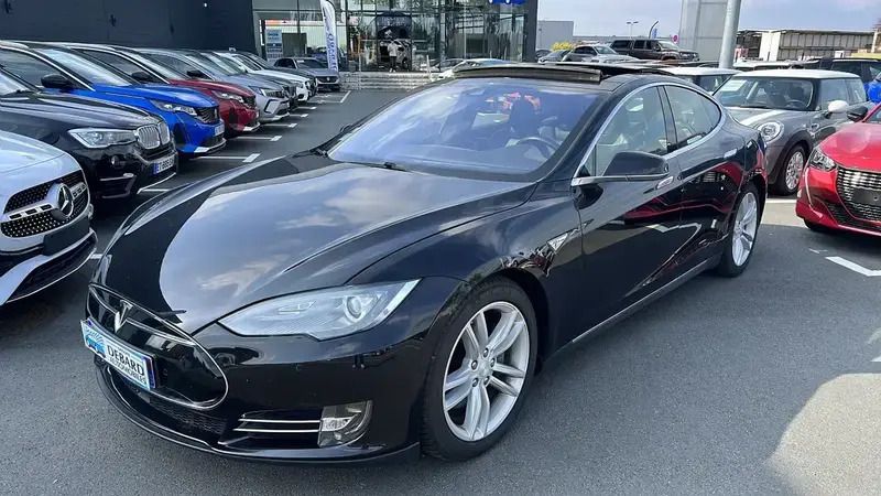 Noir Utilisé 2015 Tesla Model S Berline | 29 990 € - Image 1/4