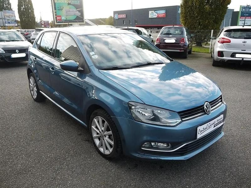 Bleu Utilisé 2015 VW Polo LOUNGE Berline | 11 490 € (Prix assez cher) - Image 1/4