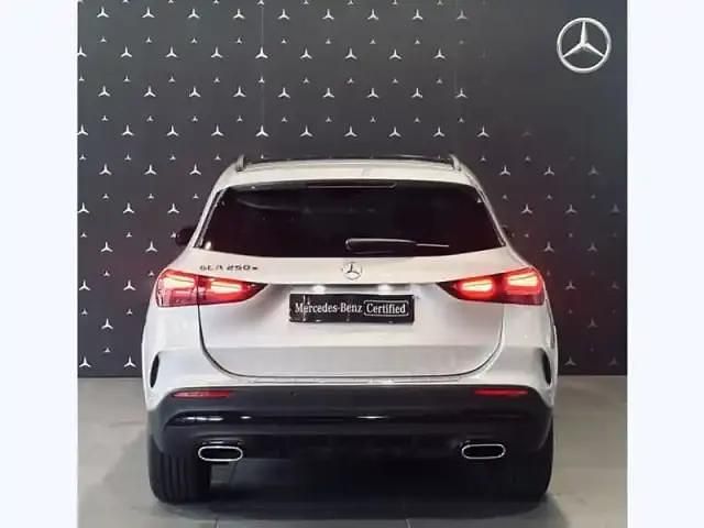 Occasion Mercedes GLA250 AMG line 166 ch (122 kW) 2025 Argent hightech métallisé SUV