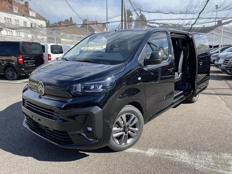 Noir Nouvelle 2025 Citroën Jumpy Monospace | 40 890 € - Image 1/4
