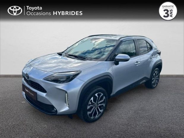 Gris Utilisé 2024 Toyota Yaris Hybrid Design | 24 490 € (Prix juste) - Image 1/4