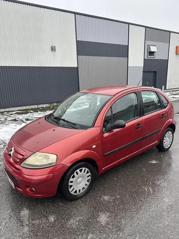 Occasion 2004 Citroën C3 Berline | 1 590 € (Prix juste) - Image 1/4