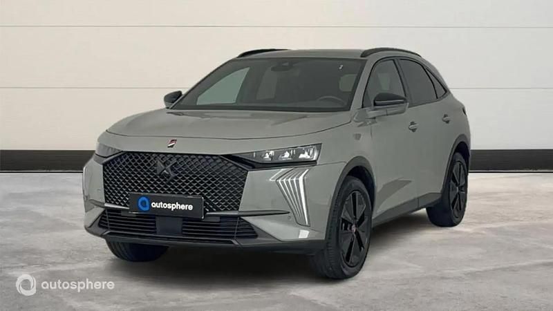 Gris Utilisé 2024 DS Automobiles DS7 Crossback Performance SUV | 34 999 € (Prix juste) - Image 1/4