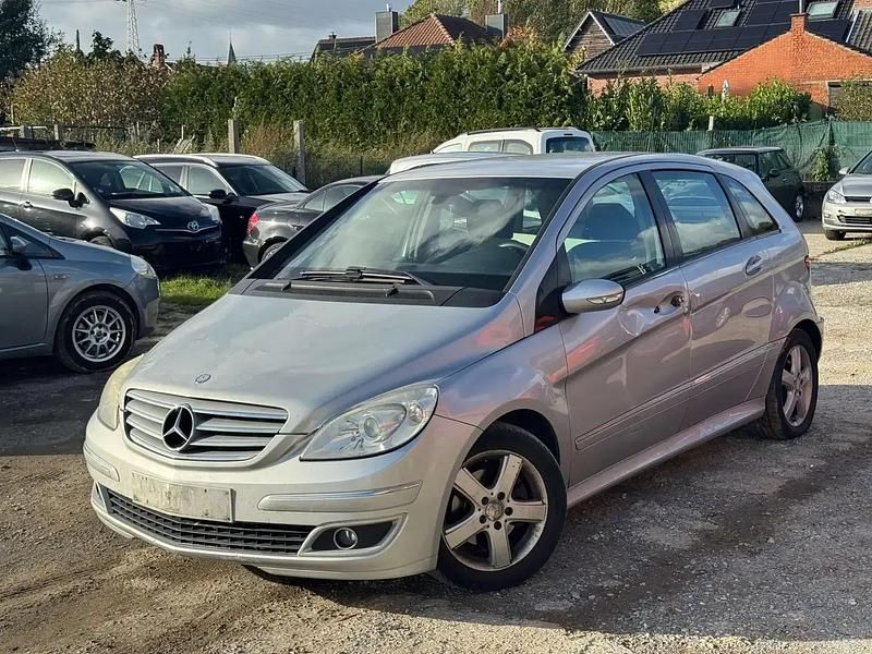 Gris Utilisé 2008 Mercedes B180 Monospace | 790 € (Super prix) - Image 1/4