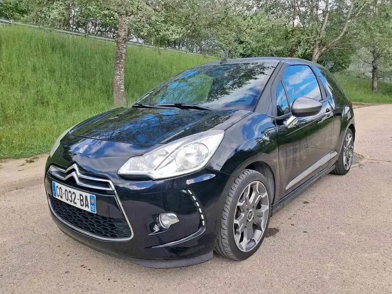 Noir Utilisé 2013 Citroën DS3 Cabriolet Sport Chic Cabriolet | 4 500 € - Image 1/4