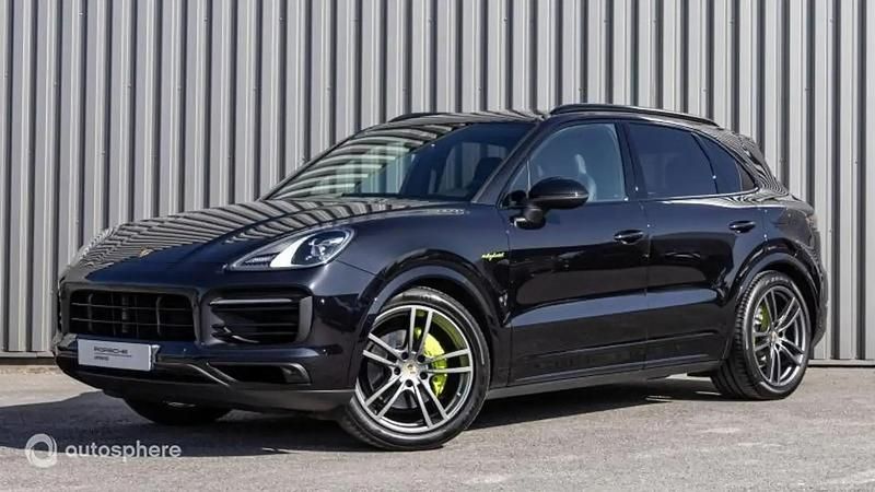 Utilisé 2022 Porsche Cayenne Platinum Edition SUV | 82 900 € - Image 1/4