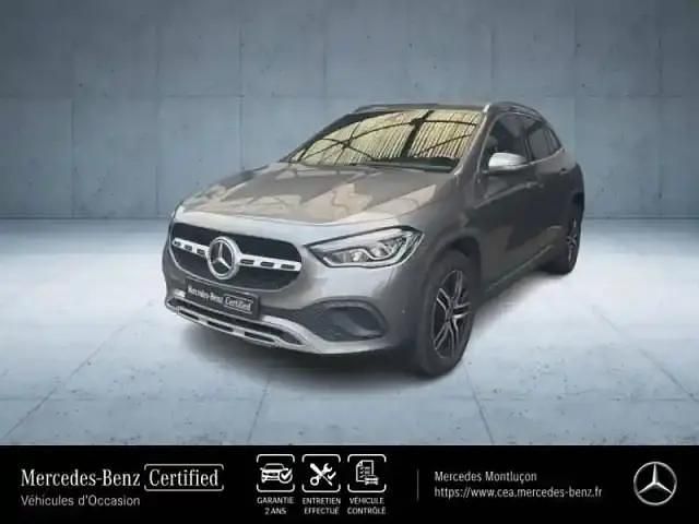 Gris montagne magno manufaktur Occasion 2023 Mercedes GLA200 Business SUV | 33 890 € (Bon prix) - Image 1/4