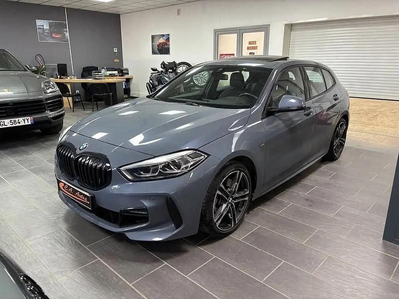 Gris Utilisé 2023 BMW 120 M Sport Citadine | 32 490 € (Prix juste) - Image 1/4