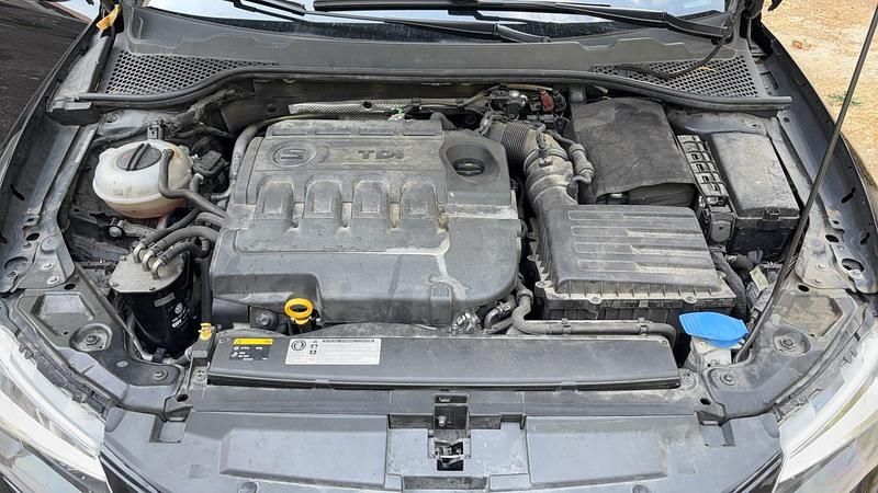 Image 3/3