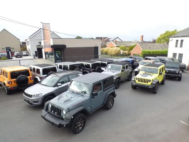 Gris Utilisé 2021 Jeep Wrangler Overland SUV | 54 500 € (Prix juste) - Image 1/4