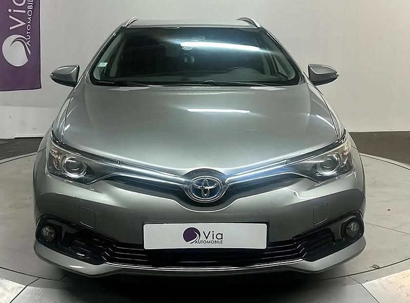 Occasion Toyota Auris Hybrid 98 ch (72 kW) 2019 Gris Break