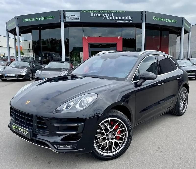 Noir Utilisé 2014 Porsche Macan Turbo SUV | 44 900 € (Prix assez cher) - Image 1/4