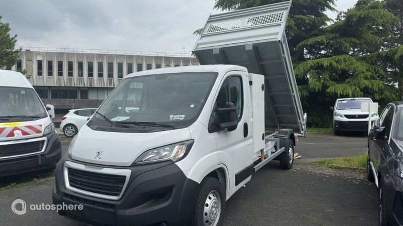 Blanc icy Utilisé 2024 Peugeot Boxer S Van | 40 150 € - Image 1/4
