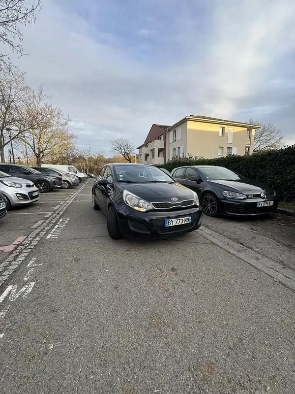 Occasion 2011 Kia Rio Spirit Berline | 5 300 € (Bon prix) - Image 1/4