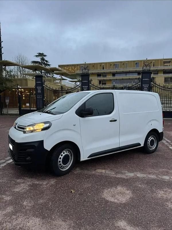 Occasion 2017 Citroën Jumpy Monospace | 13 500 € (Prix juste) - Image 1/4