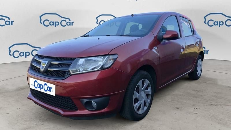 Utilisé 2015 Dacia Sandero Lauréate Citadine | 5 990 € (Bon prix) - Image 1/3
