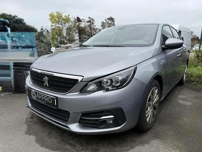 Gris Occasion 2018 Peugeot 308 Style Berline | 8 490 € (Prix assez cher) - Image 1/4
