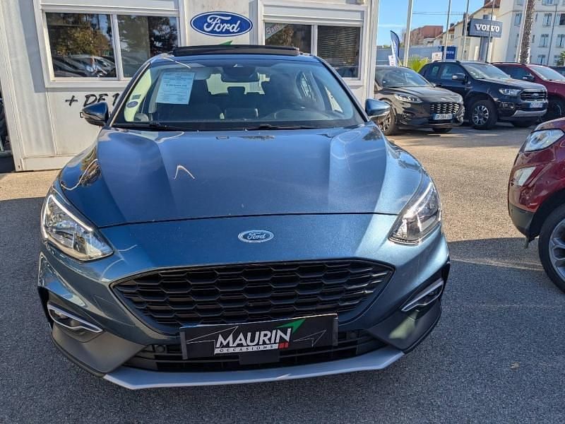 Bleu azur métallisé Utilisé 2019 Ford Focus Active Berline | 18 390 € (Bon prix) - Image 1/4