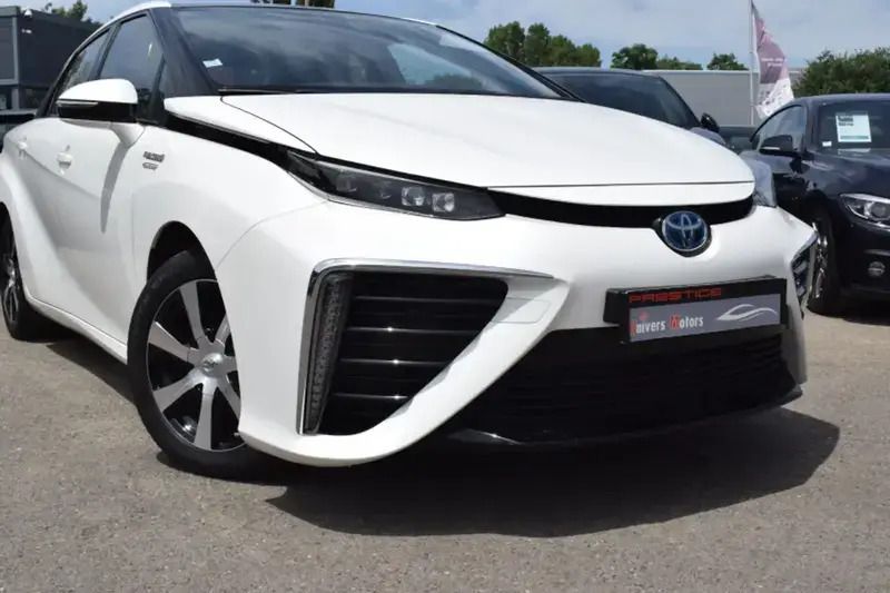 Blanc Utilisé 2019 Toyota Mirai Berline | 19 900 € - Image 1/4