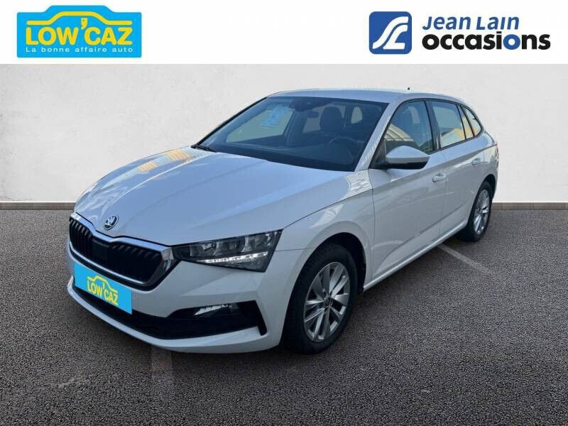 Blanc Utilisé 2023 Skoda Scala Business Line Citadine | 19 990 € (Prix assez cher) - Image 1/4