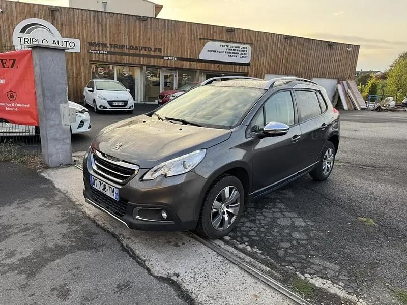 Gris Utilisé 2015 Peugeot 2008 Style SUV | 8 490 € (Prix cher) - Image 1/4