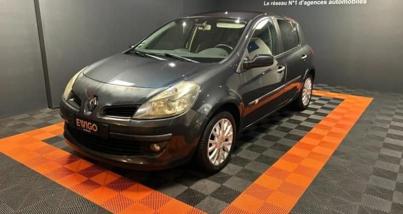 Utilisé 2008 Renault Clio II Exception Citadine | 4 490 € (Super prix) - Image 1/4