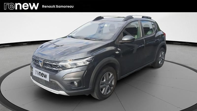 Gris Utilisé 2022 Dacia Sandero Comfort Citadine | 15 700 € (Prix juste) - Image 1/4