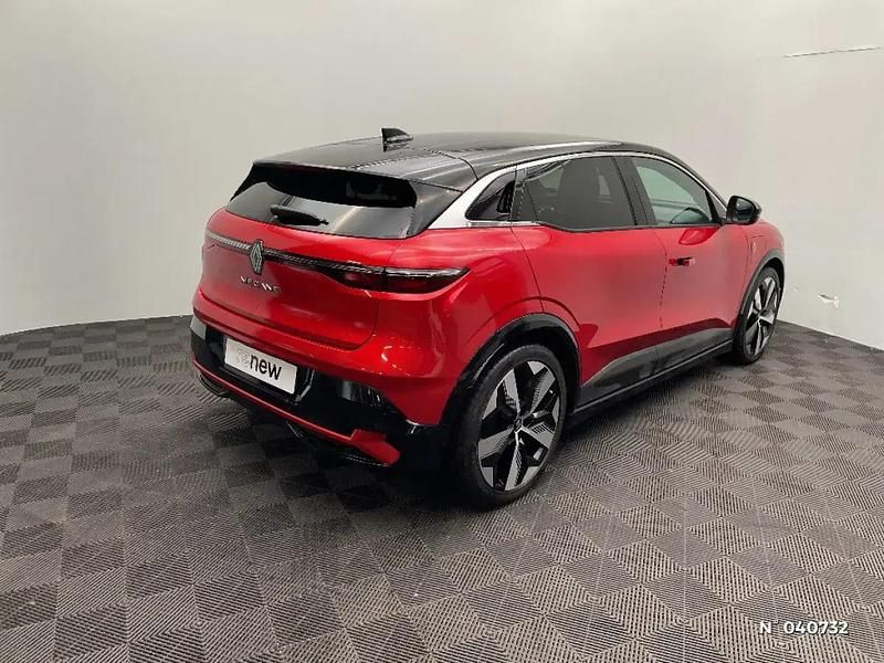 Occasion Renault Megane E-Tech Techno 161 kW (220 ch) 2022 Rouge Berline