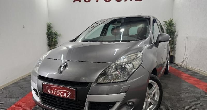 Utilisé 2010 Renault Scénic III Monospace | 9 990 € - Image 1/4