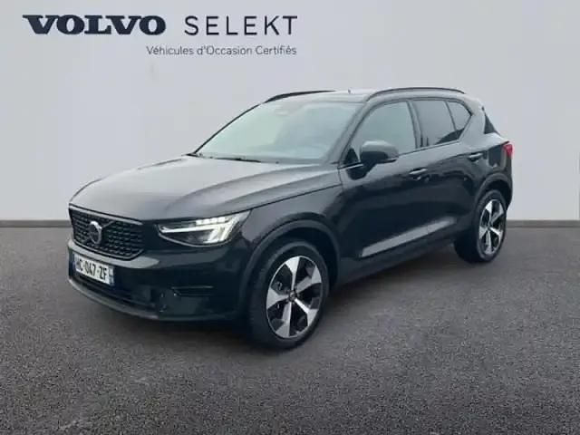 Noir onyx métallisé Occasion 2025 Volvo XC40 Ultra SUV | 39 990 € (Prix juste) - Image 1/4