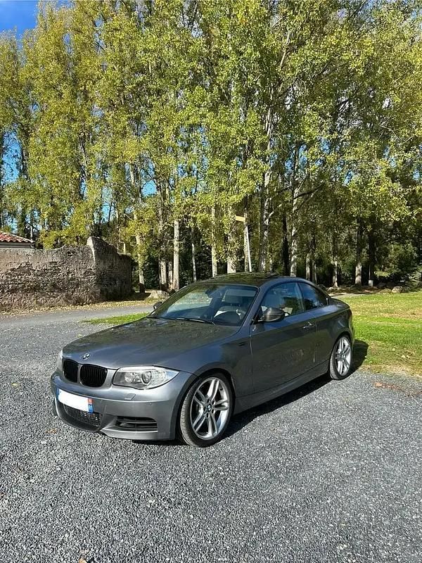 Utilisé 2011 BMW 135 Coupé Sport Line Coupé | 29 000 € - Image 1/4
