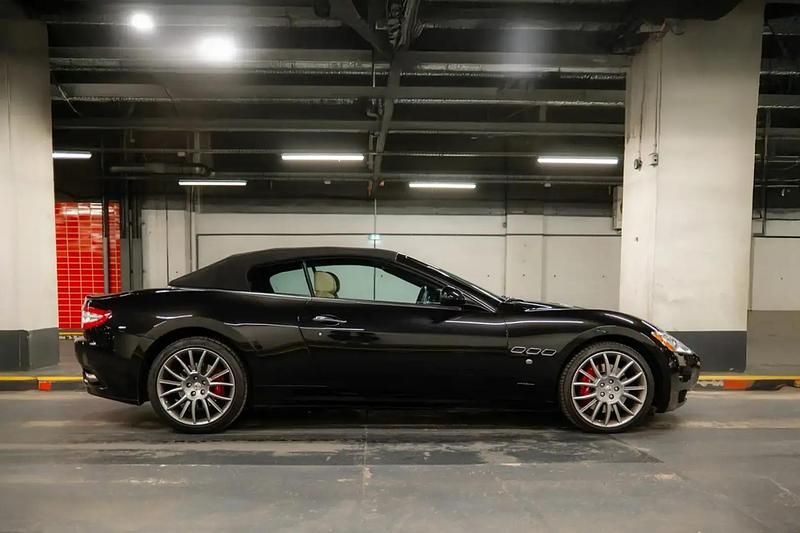 Occasion Maserati GranCabrio 439 ch (322 kW) 2011 Noir Cabriolet