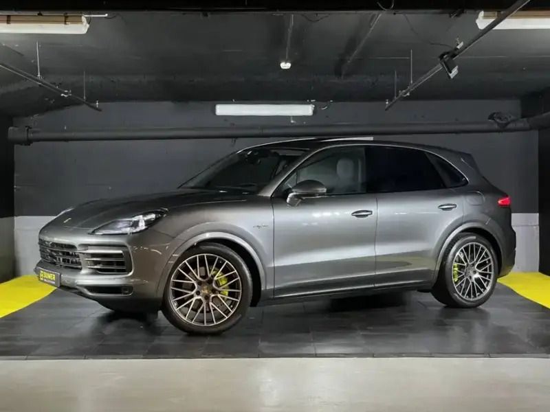 Utilisé 2019 Porsche Cayenne SUV | 69 900 € (Prix juste) - Image 1/4