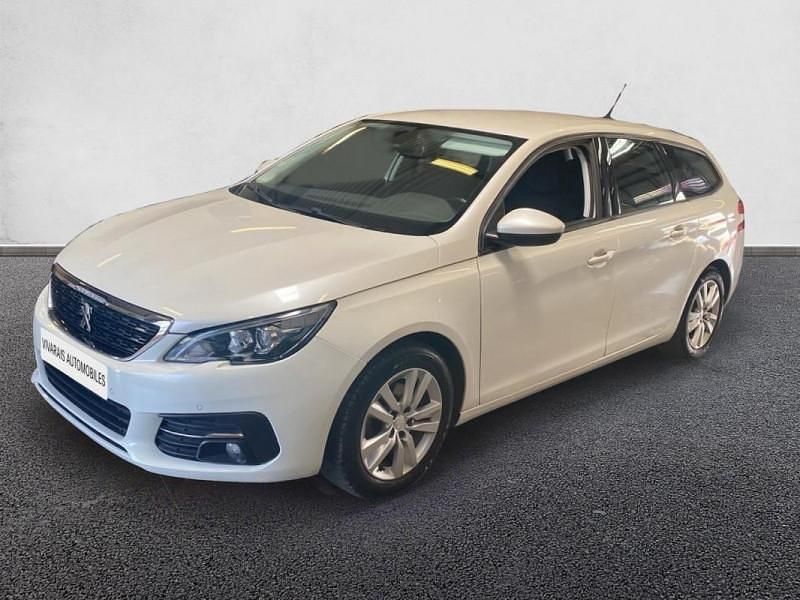 Utilisé 2018 Peugeot 308 Active Berline | 10 990 € - Image 1/4