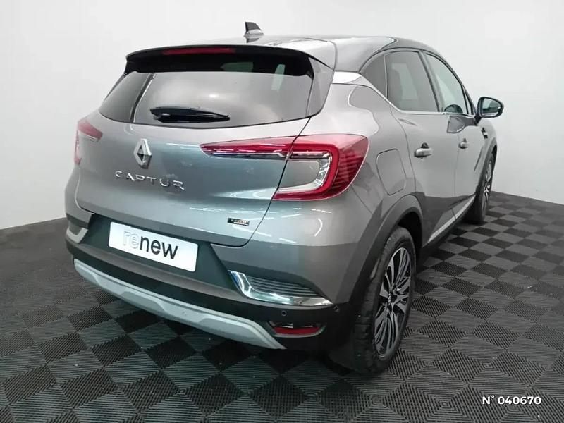 Occasion Renault Captur Iconic 145 ch (106 kW) 2023 Gris SUV