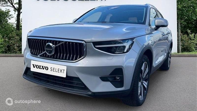 Gris Utilisé 2022 Volvo XC40 Ultimate SUV | 35 999 € (Prix assez cher) - Image 1/4